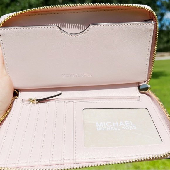 Michael Kors Jet Set Multifunction Phone Wristlet Pebbled Leather Powder Blush - Picture 4 of 5